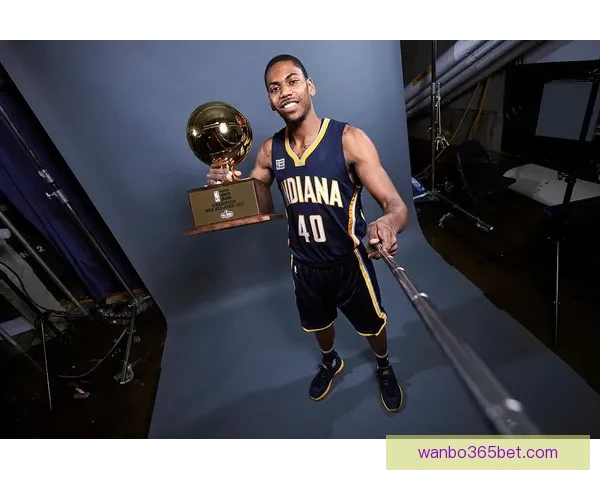 能否终老湾区追梦今夏球员选项仍倾向留勇士为核心